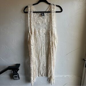 Bobeau Boho Crochet Lace Fringe Vest Fairycore Cottagecore Layering Piece Sz L